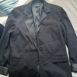 Long black blazer